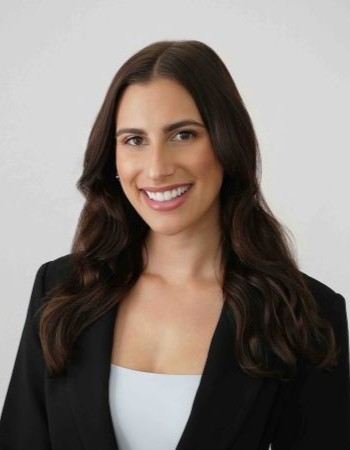 Alexa Buitenhuys Headshot